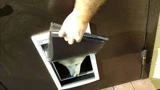 Установка утеплённой дверцы для собак PetSafe Extreme Weather L в металлическую дверь