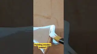 Painting wooden support 