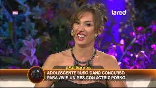 Joven ganó concurso para vivir un mes con actriz porno