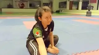 Foot Fetish Karate Girl toe spread 3