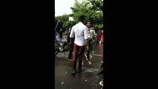 ആലപ്പുഴയിൽ ബൈക്ക് യാത്രികരായ  യുവാക്കൾക്ക് ക്രൂരമർദ്ദനം Alappuzha AC road Bike riders