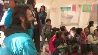 Michael Sheen visits Syrian refugees
