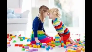 Perse duhet ti japim femijeve shume kohe per te luajtur ?