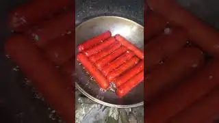 Yummy hotdog my tummy 😋😋