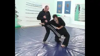 Урок самозащиты со Станиславом МАЛАХОВЫМ.
