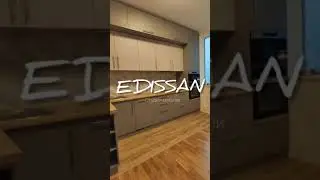 Кухня под потолок с фасадами из ДСП EGGER