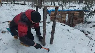 делаю СТОЛ в ЗЕМЛЯНКЕ |последствия ПОЖАРА | улучшаю ПЕЧЬ  ☀ 6.12.21