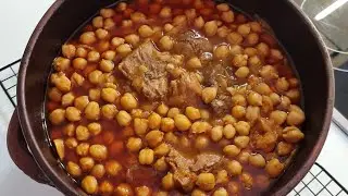 Нут с мясом/ Năut cu carne