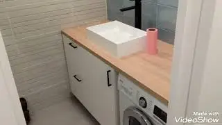 Установка дверей, белые двери черная фурнитура.