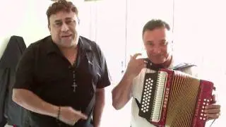 LOS EMBAJADORES VALLENATOS EN MI CLUB DISCOTECA MI TIERRA VILLANUEVA SANTANDER 1.wmv
