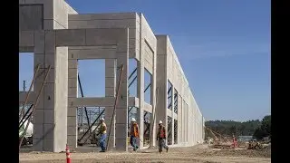 United Parcel Service gets a huge new warehouse