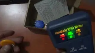 Handheld 125KHz EM4100 RFID Copier Writer Duplicator Programmer Reader 💳