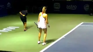 Eugenie Bouchard vs. some sort of cockroach BMW Malaysian Open 2016