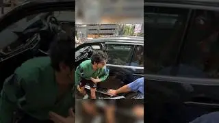 SANSKAR 💕 #ibrahimalikhan touches the feet of an elder man #mumbai #shorts #bollywood #saifalikhan
