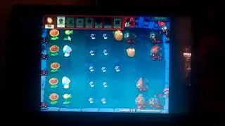 ИГРАЕМ В ИГРУ РАСТЕНИЯ ПРОТИВ ЗОМБИ