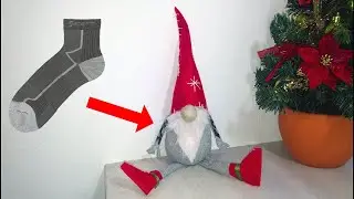 Make Santa Claus from socks quickly and easily. Scandinavian gnome.