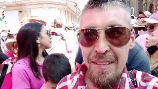 День Мексики, на площади Независимости
