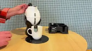 Pouring Made Safe: Uccello Kettle & Liquid Level Indicator for Vision Impairment