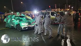 Taxi-Performance als Uber-Protest