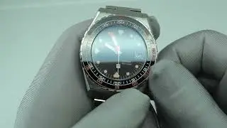 Black ceramic insert and dial wristwatch Seestern 600T homage diver