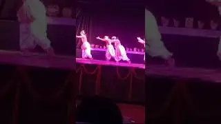 Dance by SVM students at closing ceremony Ganesh bandna