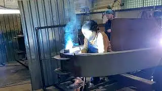 Ручная дуговая сварка плавящимся электродом в среде активного газа