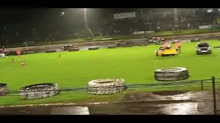 Last laps of the 2023 Superbowl at Cowdenbeath