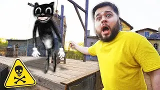 ПРОНИКЛИ В ЗАБРОШЕННЫЙ ГОРОД С МУЛЬТЯШНЫМ КОТОМ!