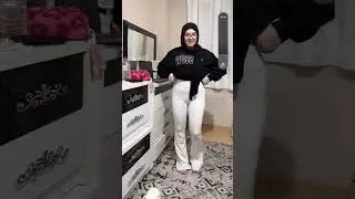 Bücür | Türbanı ve Beyaz Taytıyla Dolgun Kalça (Bigo Live Türk)