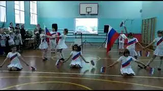 Мы – будущее России: в миллеровской школе № 8 стартовала неделя начальных классов