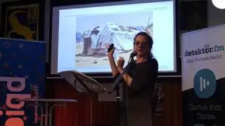Kathi Flau beim Realsatire Reporter Slam München