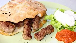 Bosanski ćevapi u domaćim lepinjama sa kajmakom (WRITTEN RECIPE IN ENGLISH - INFOBOX!)