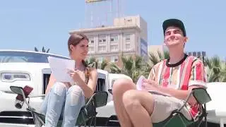 Amanda Cerny, Berkcan Güven ve Kırgın Çiceklerini Öpüyor