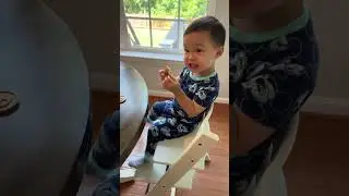“Oh TWOdles!” Happy 2nd birthday to my Mickey-obsessed son 
