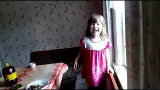 #Деревенский_досуг Радость от общения с природой. Бабочка