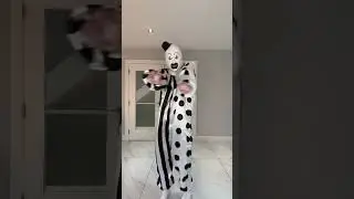 You NEVER see a CLOWN DANCING! 🤡😂 