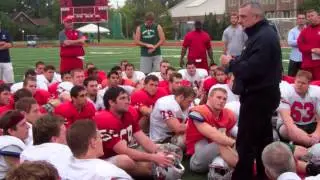 Rudy Ruettiger visits football practice