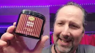The Art of Shaving Sandalwood
