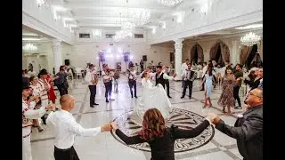 Cea mai Frumoasa Muzica de Petrecere ♫   @BandVele   Muzicanti la nunta - 068274655.