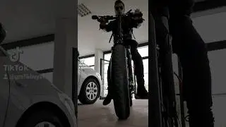 Bisikletle gelip motorsikletle gitmek