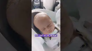 Малец на ужин #купаниеребенка #бенджаминбаттон #pivonews