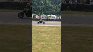 Biker Girl Ktm Superduke 1290 fly by Sound