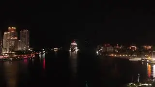 Carnival Magic entering Miami.