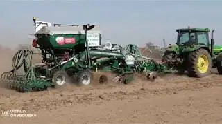 Трактор John Deere 8210 и посевной комплекс TYGRYS GTWS 3.0