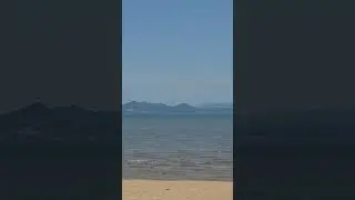 I like beach.