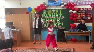даярдоо класс/ 8-март утренник
