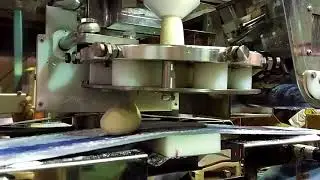 Работа экструзионного ножа при отсадке пирожков