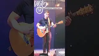 Trying to be a one man band #guitarsolo #livemusic #acoustic #originalsong #guitarist #shorts #music