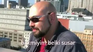 Şadi Evren Şeker is learning English