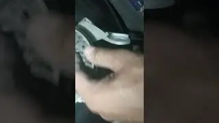 странно почему батарея греется